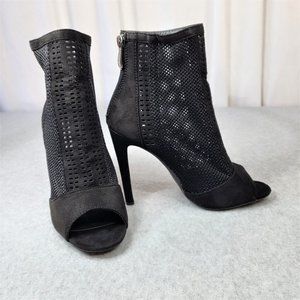 Cape Robbin Black Ankle Boots 5" Heel Weave Fabric Peep Toe
